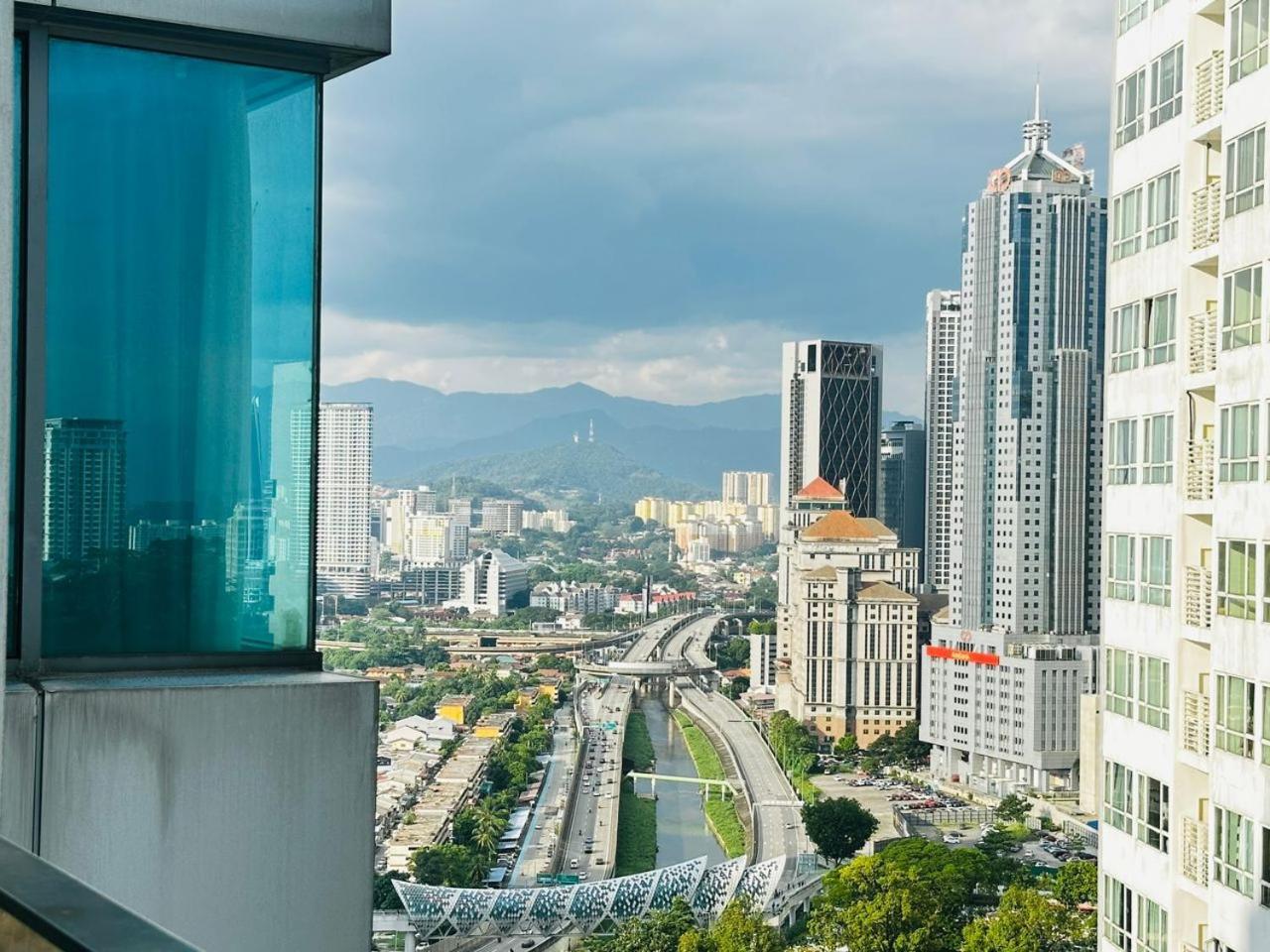 Summer Klcc By Hibernate