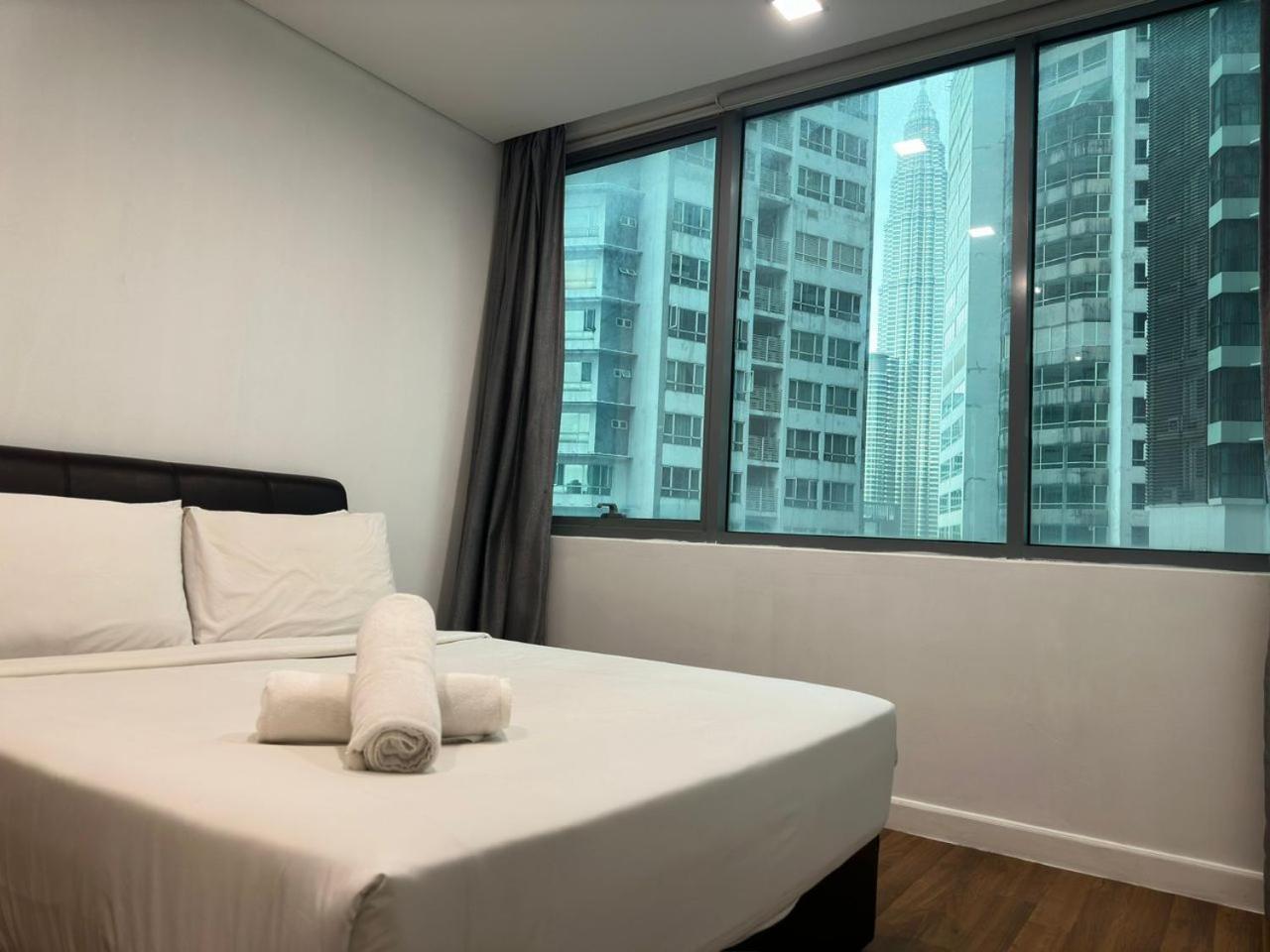 Summer Klcc By Hibernate Apartment Kuala Lumpur