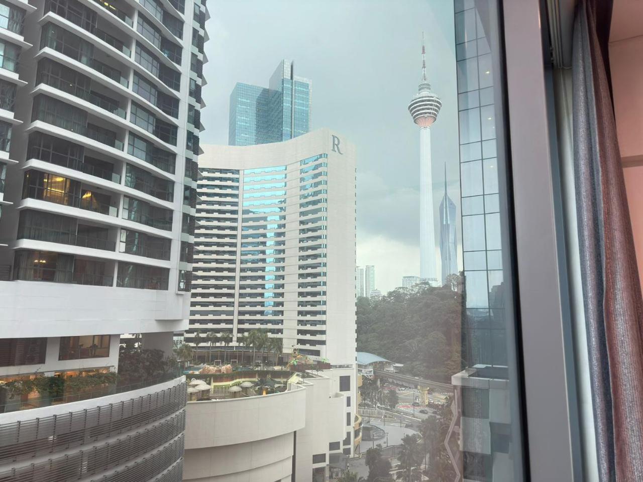 Summer Klcc By Hibernate * Kuala Lumpur